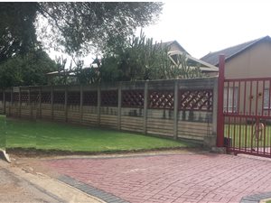3 Bed House in General Alberts Park