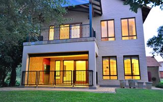 3 Bedroom Apartment in The Coves