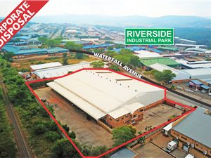 3790 m² Industrial space in Riverside Industrial Park