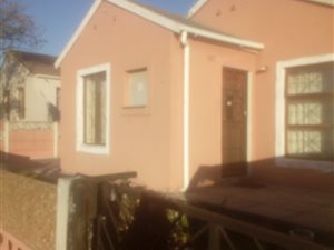 2 Bed House in Blue Downs