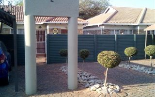 3 Bedroom Apartment in Doornpoort and surrounds