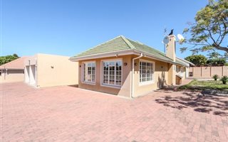 3 Bedroom House in Meadowridge