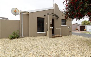 3 Bedroom House in Bracken Heights