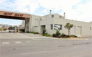 1 Bedroom Apartment in Gordons Bay Central
