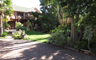 4 Bedroom House in Camphers Drift