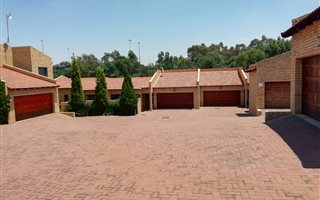 3 Bedroom Cluster in Elandshaven