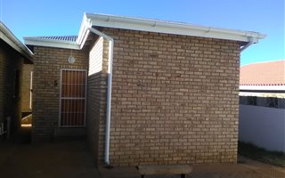 2 Bedroom Flat in Kokstad