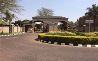 3 Bedroom House in Moreleta Park