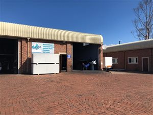 200 m² Commercial space in Umhlali