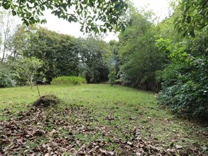 1811 m² Land available in Kloof