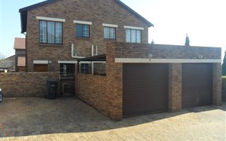 2 Bedroom Townhouse in Honeydew Ridge