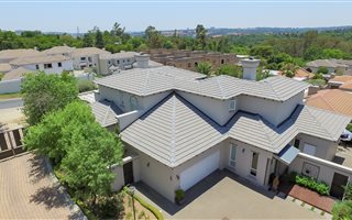 4 Bedroom House in Bryanston