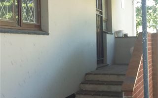 1 Bedroom Apartment in Atholl Heights
