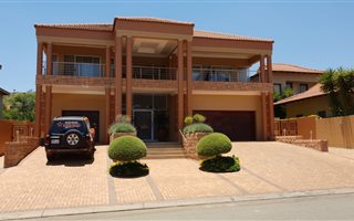 4 Bedroom House in Meyersdal Nature Estate