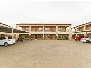 2 Bedroom Apartment in Krugersdorp Central