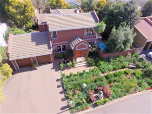 4 Bed House in Centurion Golf Estate