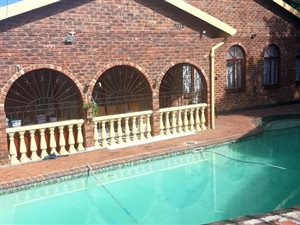 4 Bed House in Reservoir Hills