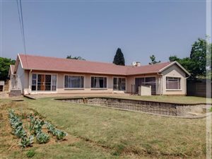 4 Bed House in Mackenzie Park