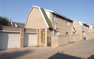 4 Bedroom Duplex in Malanshof