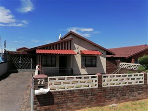 5 Bed House in Merewent