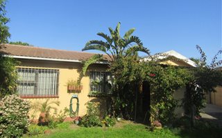 3 Bedroom House in Joubert Park