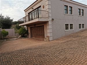 3 Bed House in Oyster Bay