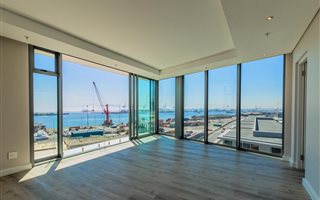 2 Bedroom Apartment in Foreshore