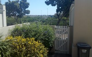 3 Bedroom Duplex in Lagoon Beach