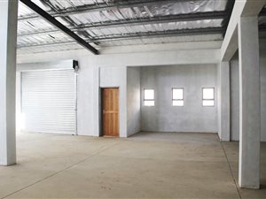Industrial space in Uvongo