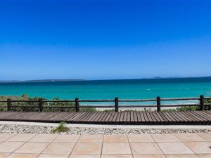 4 Bed House in Calypso Beach