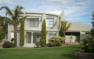 5 Bedroom House in Fairway Heights