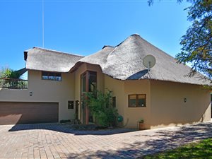 3 Bed House in Kyalami