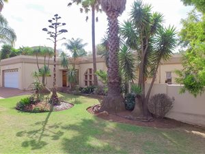 4 Bedroom House in Blue Gill