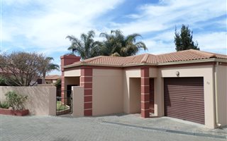 3 Bedroom Simplex in Meyersdal