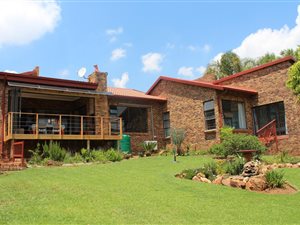 3 Bedroom House in Noordheuwel