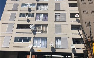 2 Bedroom Flat in Kimberley Central