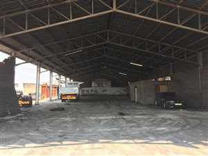 12750 m² Industrial space in Vulcania