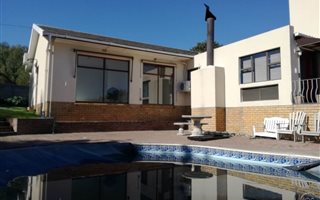 3 Bedroom House in Panorama