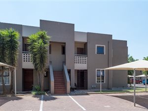 3 Bedroom Townhouse in Raceview