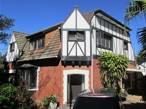 4 Bed House in Cowies Hill