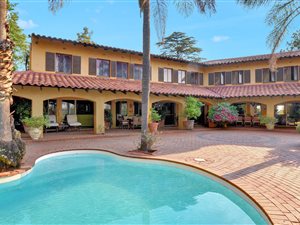 5 Bedroom House in Khyber Rock