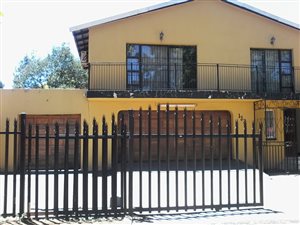 3 Bed House in Brackendowns