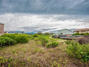 500 m² Land available in Kleinkrantz