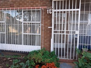 2 Bed Flat in Dalview