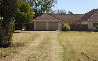 2.6 ha Farm in Nortons Home Estate