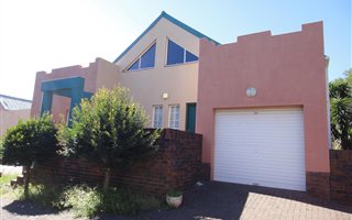 2 Bedroom Townhouse in Aviary Hill