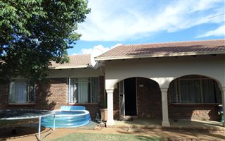 3 Bedroom House in Schoemansville