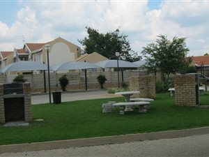 1 Bedroom Flat in Kanoniers Park
