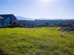 1200 m² Land available in Oubaai and surrounds