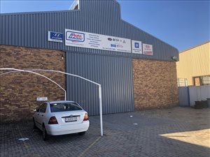 1570 m² Industrial space in Waltloo
